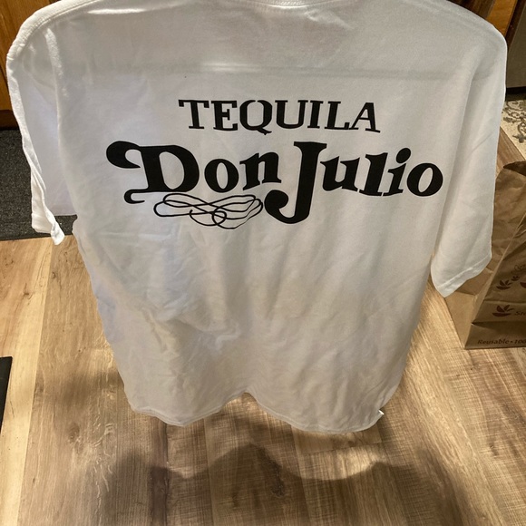 DON JULIO TEQUILA T - SHIRT SIZE MEDIUM. BRAND NEW - Picture 2 of 4